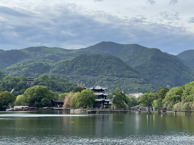 山色湖光太迷人｜臨海·東湖