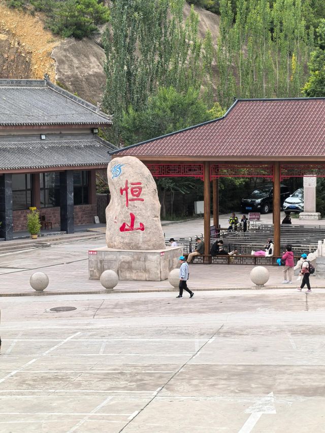 山西大同懸空寺 | 懸掛在峭壁上的寺廟