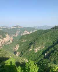 最適合自駕遊的景點之一爐峰山。