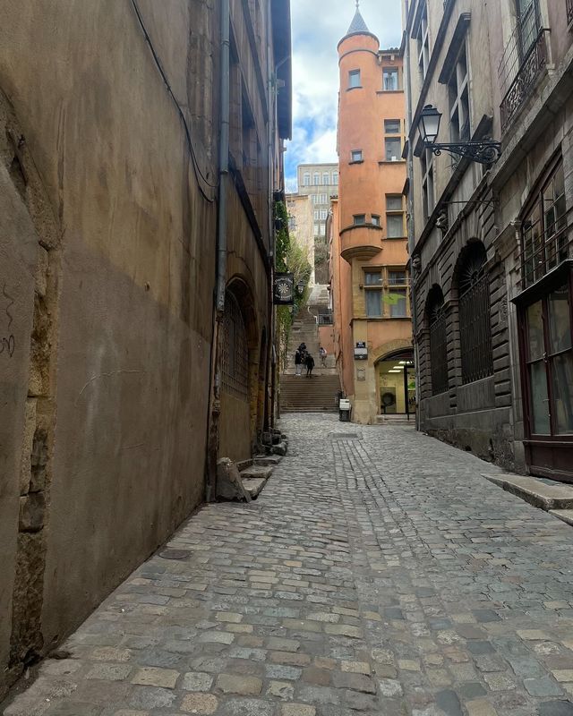 里昂舊城：時光深處的漫步之旅