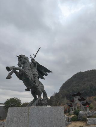 A witness to history, a thousand-year-old ancient road