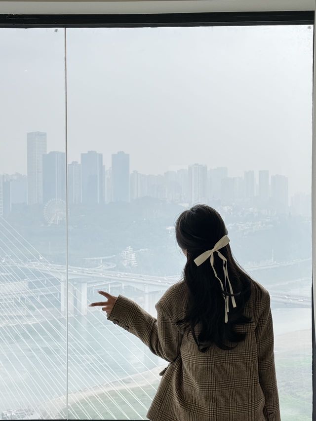在重慶！可以眺望解放碑的絕美民宿