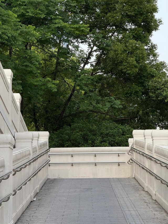 上海人私藏嘅「塞納河」，藏喺蘇州河畔