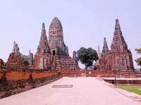 Temples, Tuk-Tuks & Travel Hacks: Backpacking Ayutthaya
