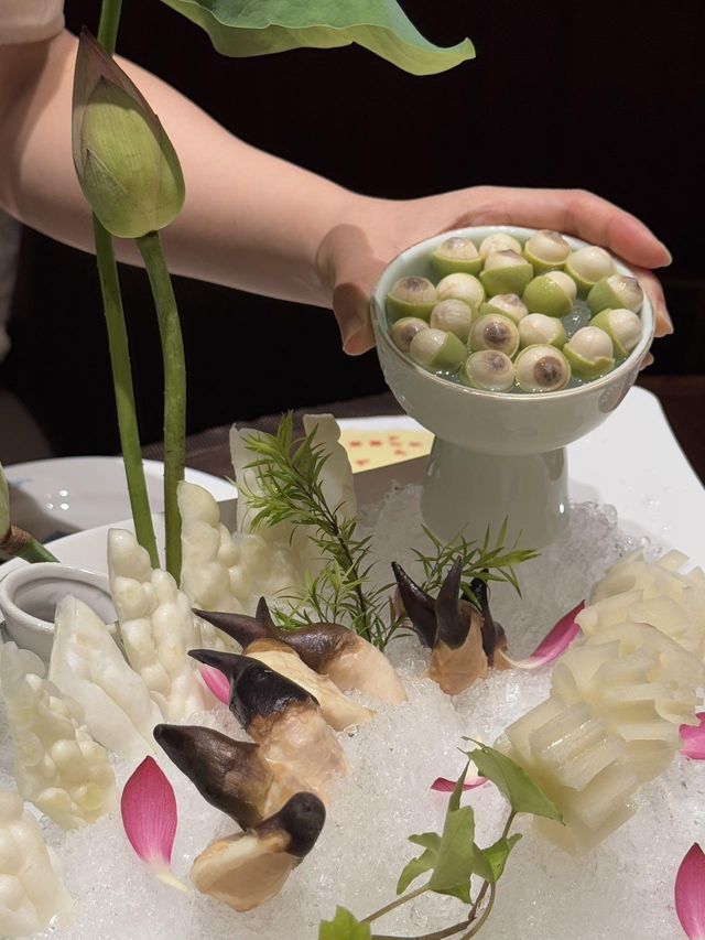 上海古猗園餐廳，上海老字號荷花宴，在此用餐視覺與味覺雙重享受！