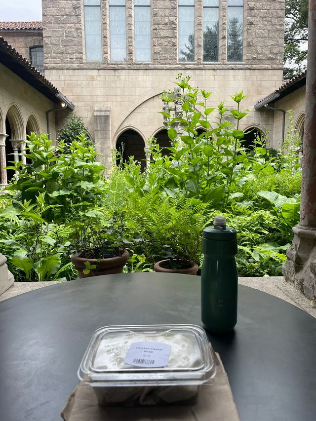 Smooth Visit to the Cloisters