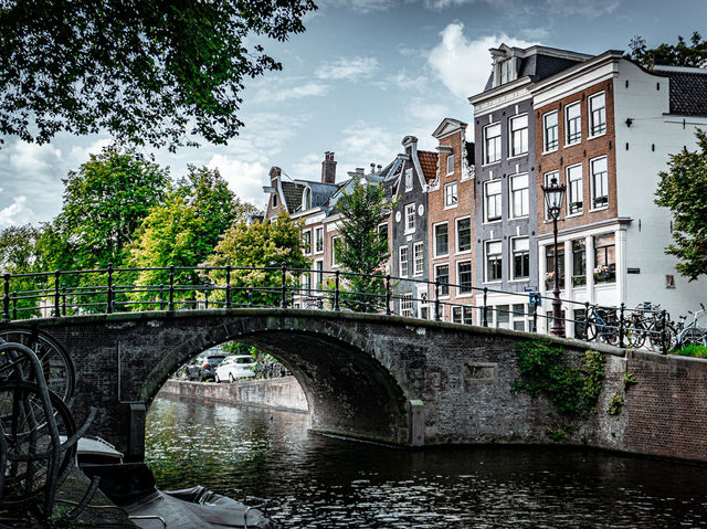 Amsterdam 4 Days Travel Guide 
