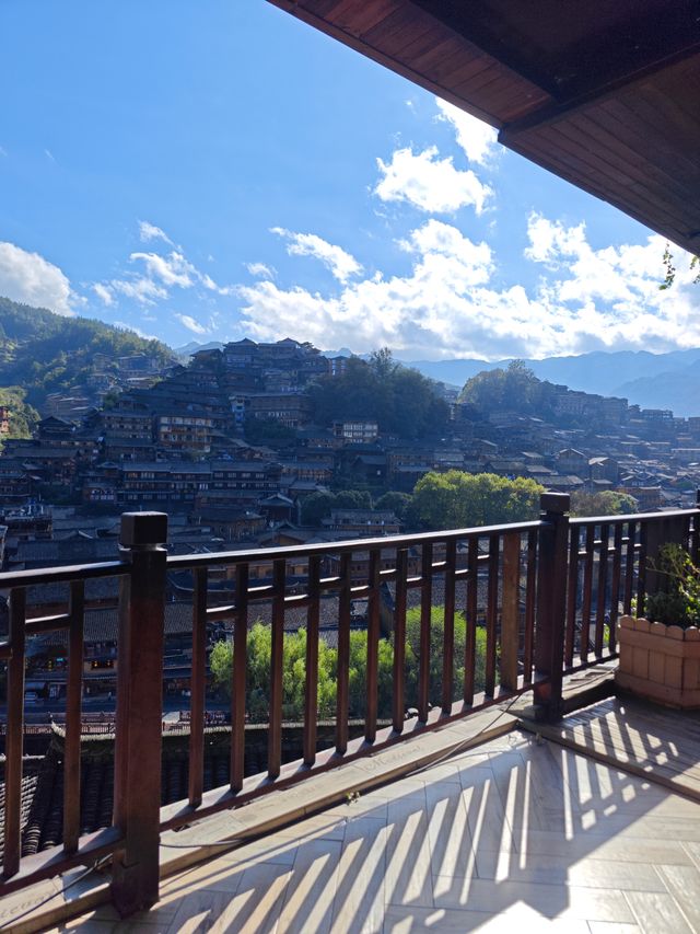 貴州！千戶苗寨住進風景裡的民宿是什麼體驗(無濾鏡版)