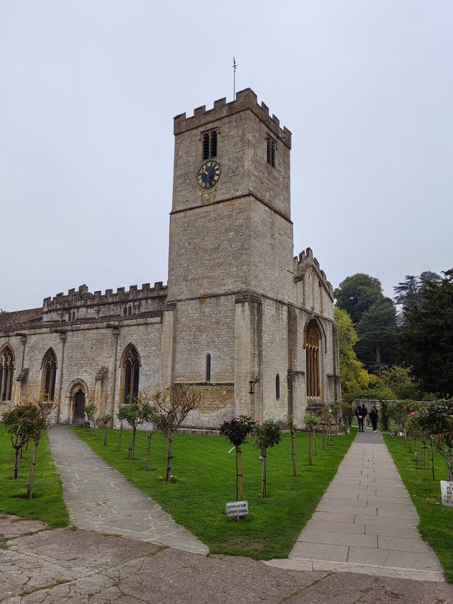詩情畫意的拜伯里（bibury）