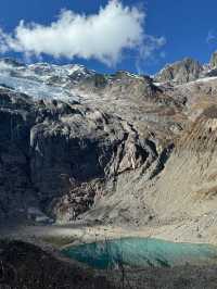 哇塞…徒步遇到這風景跟畫有什麼區別