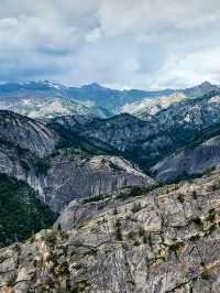 闖進神明打翻的調色盤|可可託海的一天