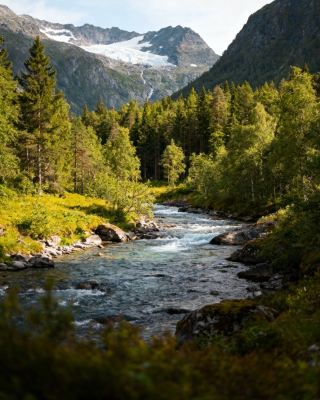 隆德のベビーシッター級攻略で絶景スポットを巡ろう