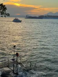 香港堅尼地城旁15min 路程西環泳棚|值得嗎