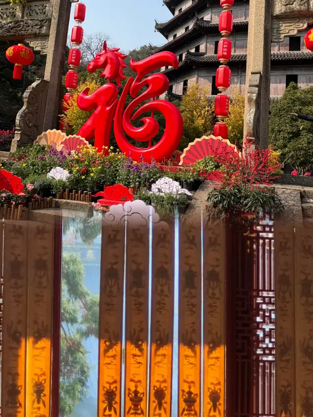 Hangzhou Must-Visit! Millennium Ancient Tower Liuhe Pagoda Travel Guide