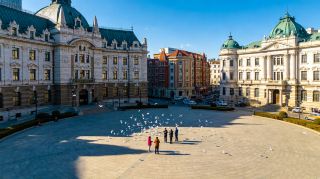 Discovering Century-Old Dalian on Foot: A One-Day Citywalk Through Historic Architecture and Coastal Scenery