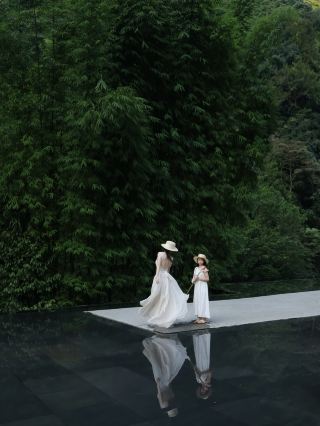 峨眉山親子での隠れ家ステイ｜樹齢800年の古木が茂る山林に泊まる