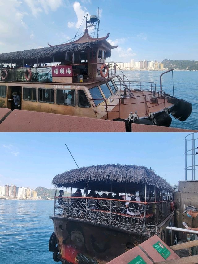 香港特色 ● 懷舊小輪