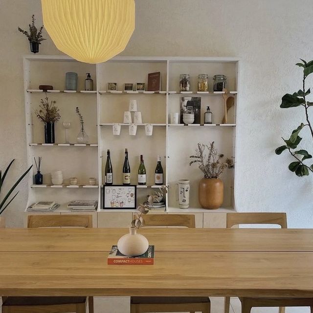 STOCKROOM CAFE