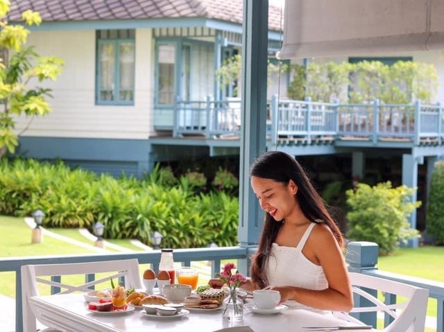 Devasom Hua Hin Resort ที่พักหัวหินสไตล์ย้อนยุค