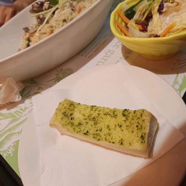 屏東市自然風餐廳 異國料理 綠意盎然的環境