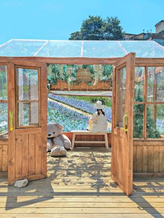 A cafe photo garden where you can take photos of your life in every season