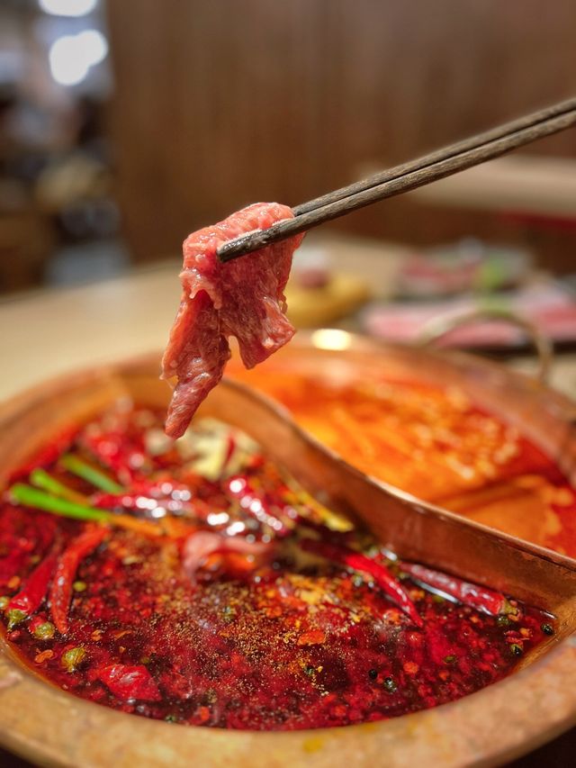 高質食材足料鮮味 方叔叔正宗重慶麻辣火鍋