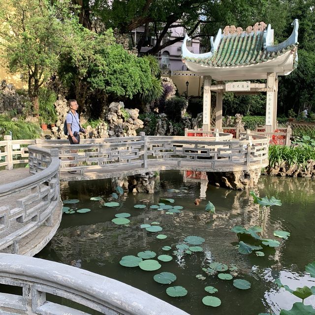 An oasis in old town Macau - Lou Lim Loc Garden 