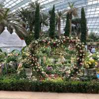 Romance in Garden by the Bay