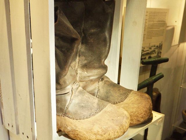 Wooden Shoe Workshop - Amsterdam, Netherlands