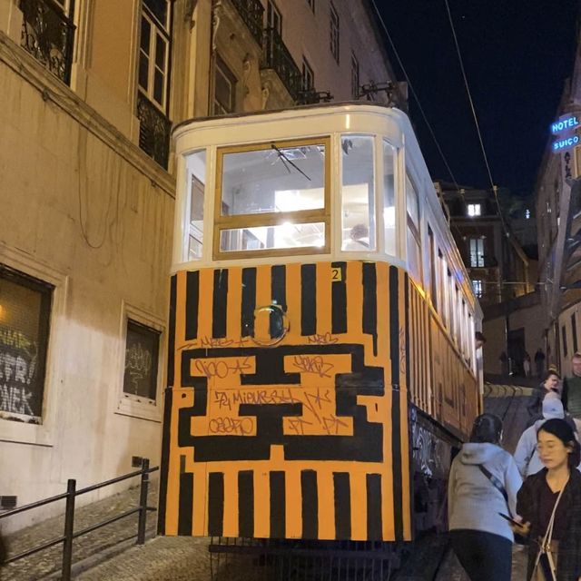 榮耀電車 Glória Funicular 🚡