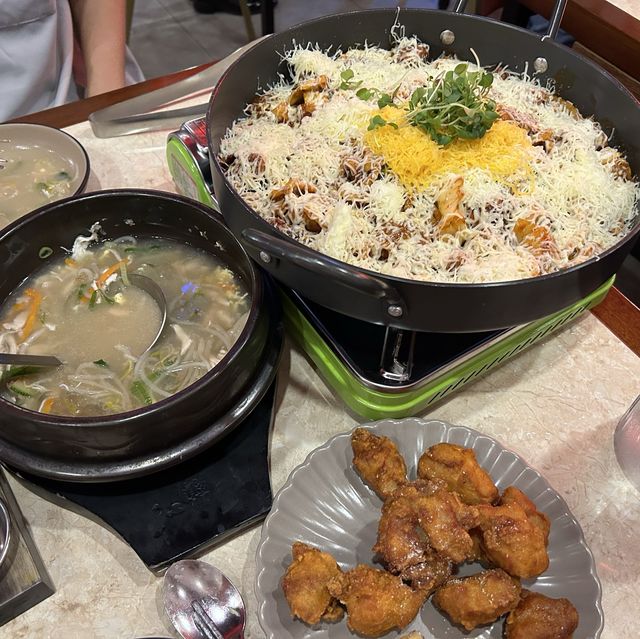 수원 인계동 레트로한 닭갈비 맛집 “계진상 수원인계본점”