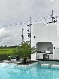 series pool villa