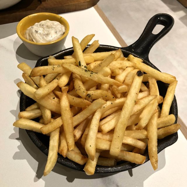 露營風主題的西餐廳🍴
