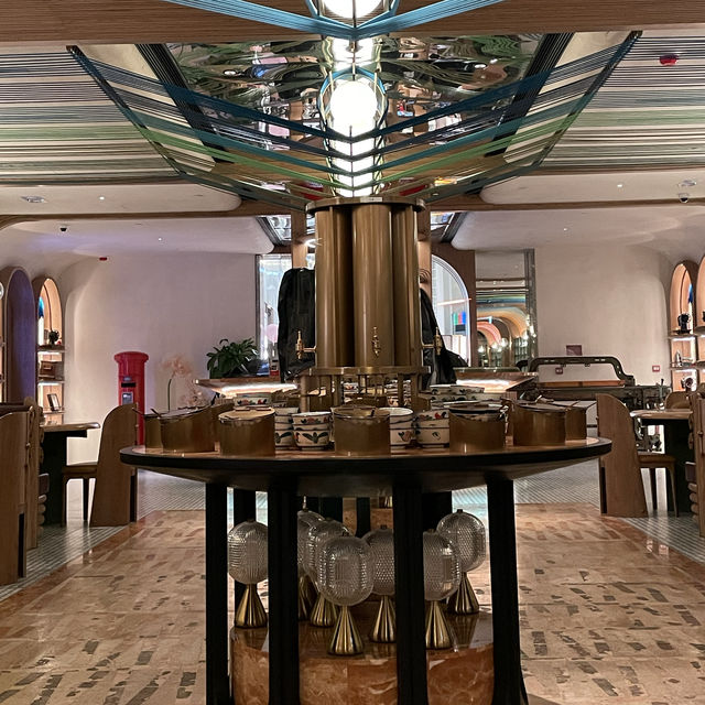 荃灣｜人氣花系火鍋店。香江花月