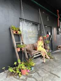 Whimsical floral theme cafe in JB 🌸💕