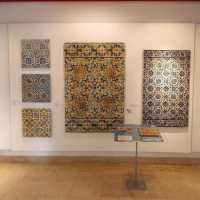พิพิธภัณฑ์กระเบื้อง Azulejo แห่งเดียวในโลก