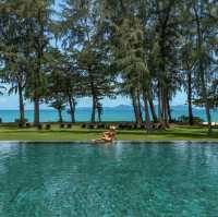 รีสอร์ทสุดหรูติดทะเล มีชายหาดส่วนตัว 🏝