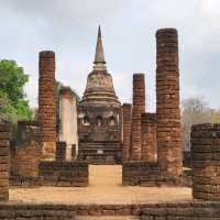 ปั่นจักรยานเที่ยวอุทยานประวัติศาสตร์ศรีสัชนาลัย