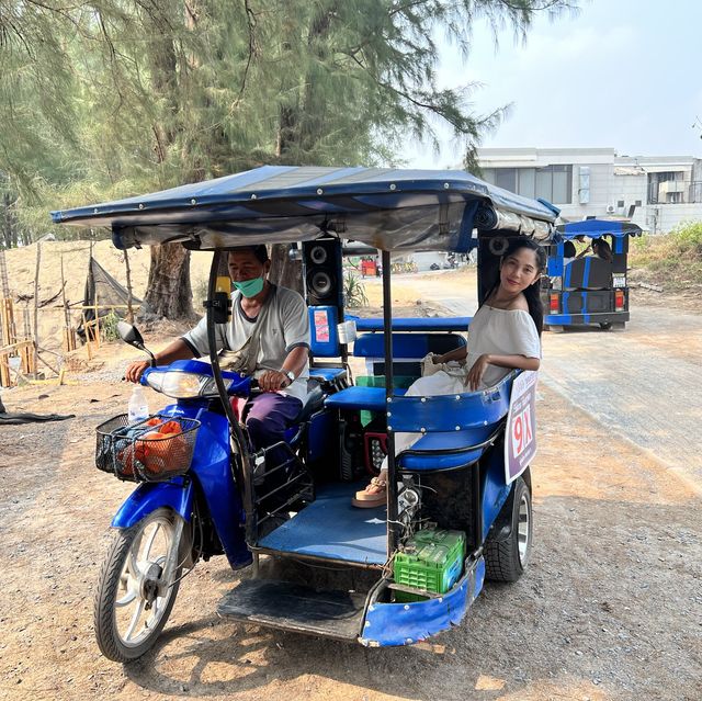 จุดชมเครื่องบินแบบเน้นๆ ที่หาดไม้ขาว 