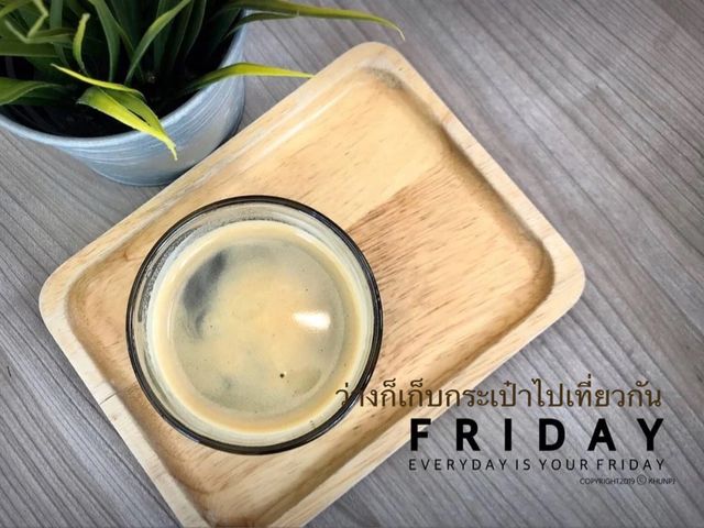 ร้าน Friday Everyday สัตหีบ อาหารอร่อย บรรยากาศดี
