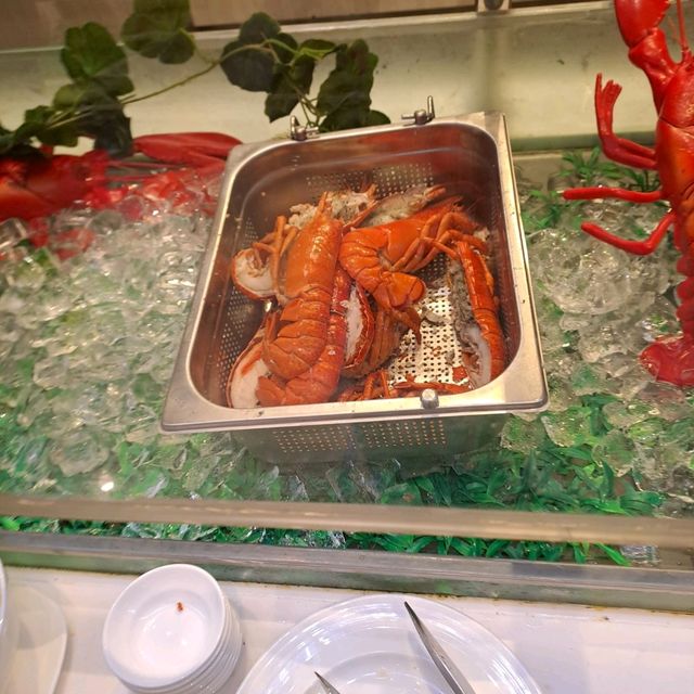 富豪香港酒店自助晚餐的個人體驗