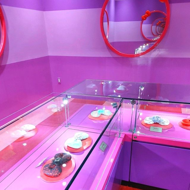 USJ可愛い写真スポットNO.1ハローキティ　リボンコ・レクション