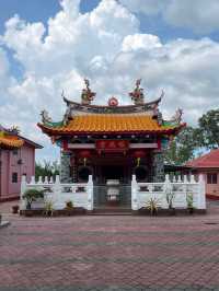 8 different Chinese Temples in One Locations