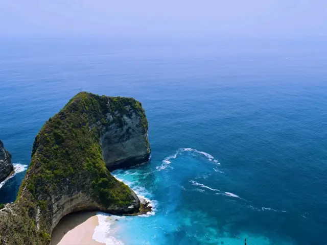 峇里島知名網美打卡熱點精靈沙灘恐龍島 Nusa Penida Kelingking Beach