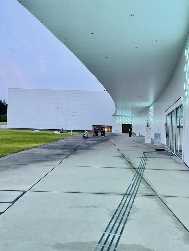 【アート】青森を代表するアートスポット！青森県立美術館🎨