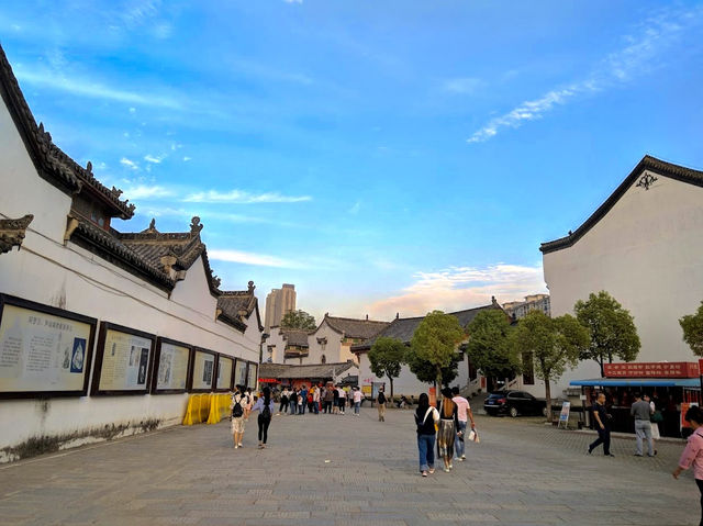 Guiyuan Temple