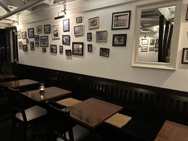 京都・鴨川。カジュアルに川床体験『Kawa Cafe Kyoto』