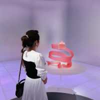 六本木ミュージアムにあるDior展覧会