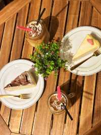 Cute Little Crepe Cafe in Jonker Street