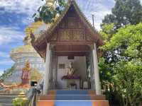 วัดพระธาตุดอยสะเก็ด